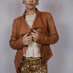 Women's Tan Leather Jacket plus whole outfit